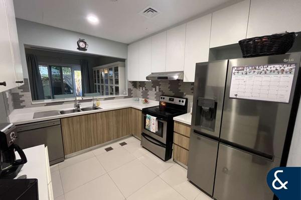 Vacant Now | 3 Beds | Maids | Single Row